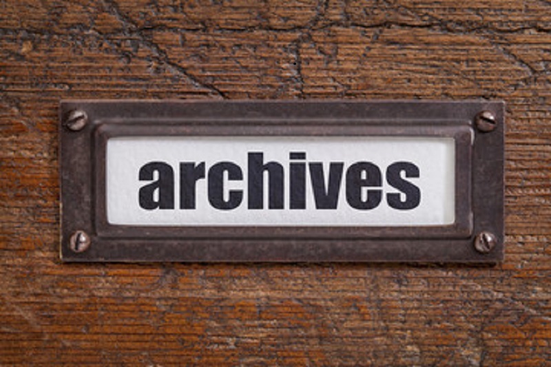 Archive blue button